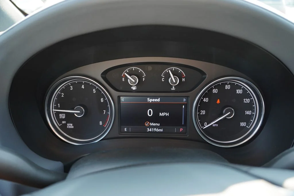 Used 2024 Ebony Twilight Metallic Buick Essence image 36