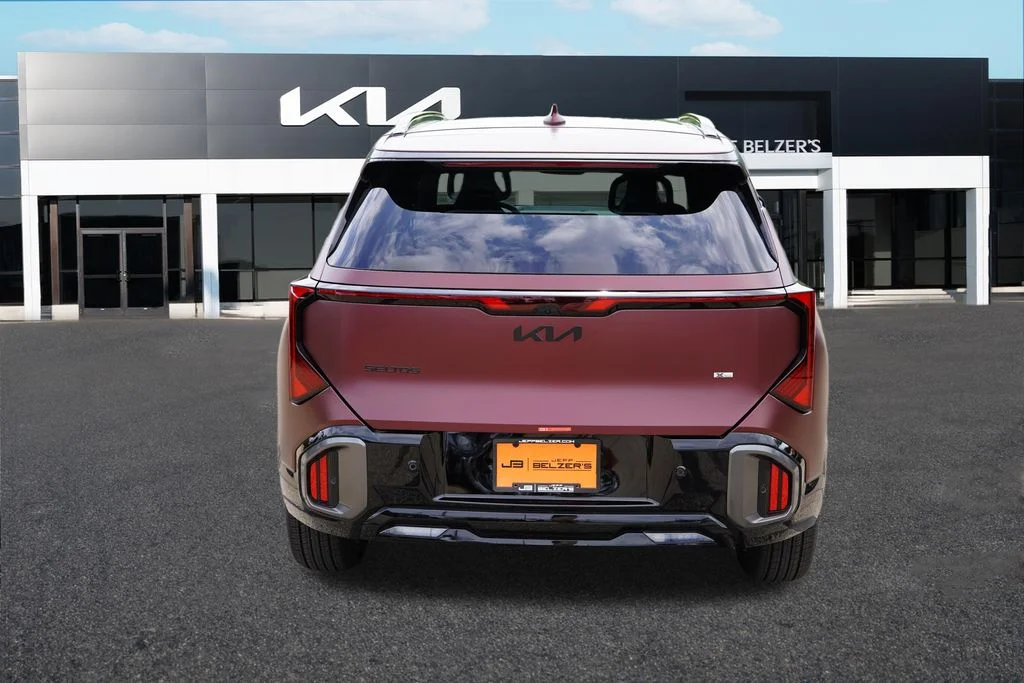 New 2027 Magma Red Matte Kia X-Line S image 4