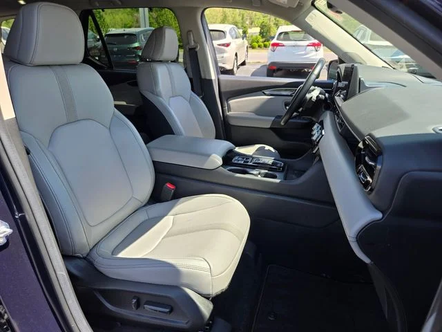 Used 2025 Blue Honda Touring image 22