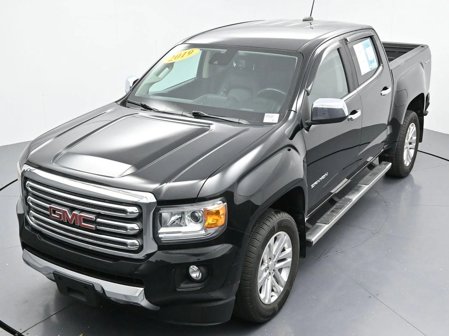 Used 2019 Onyx Black GMC 4WD SLT image 43