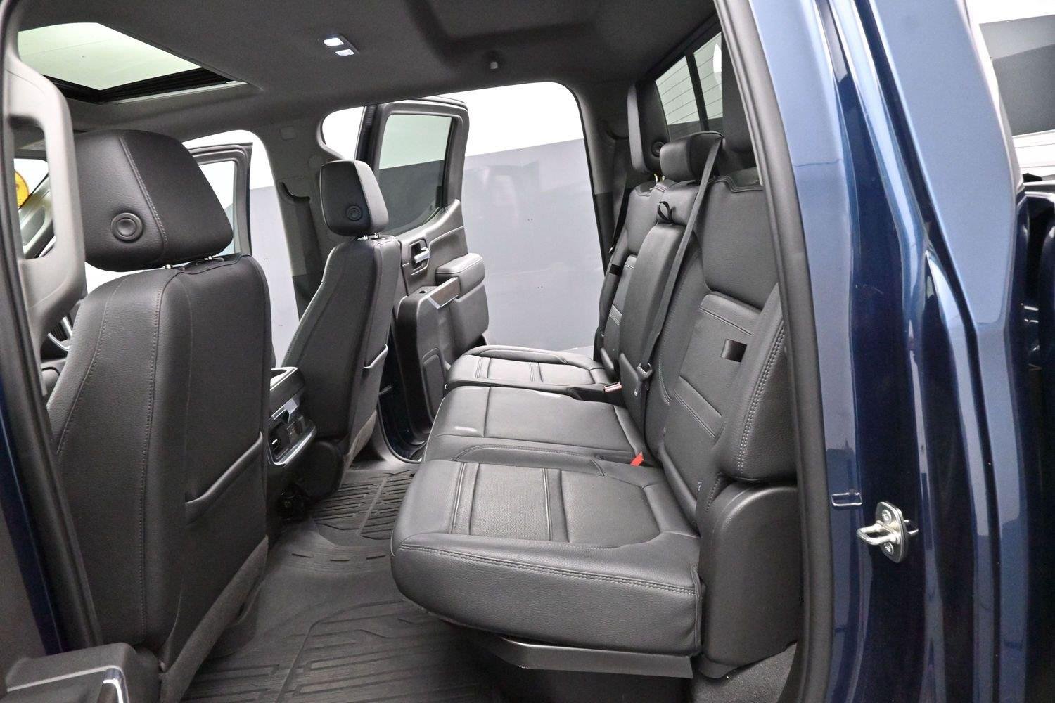 Used 2022 PACIFIC BLUE METALLIC GMC Denali image 30