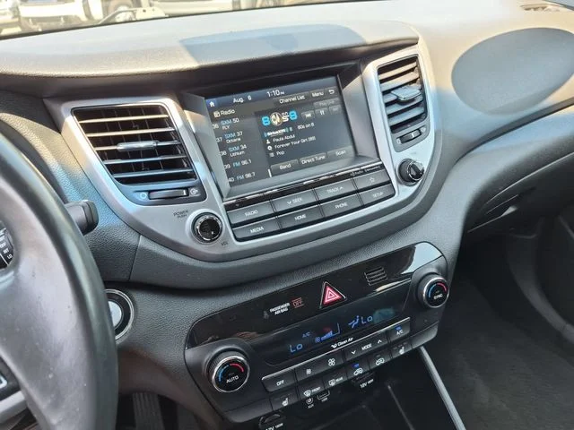Used 2018 Black Hyundai Sport image 20