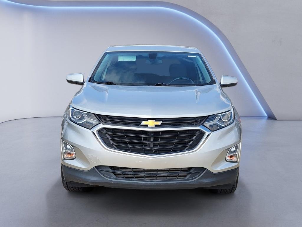 Used 2018 Silver Ice Metallic Chevrolet LT image 2