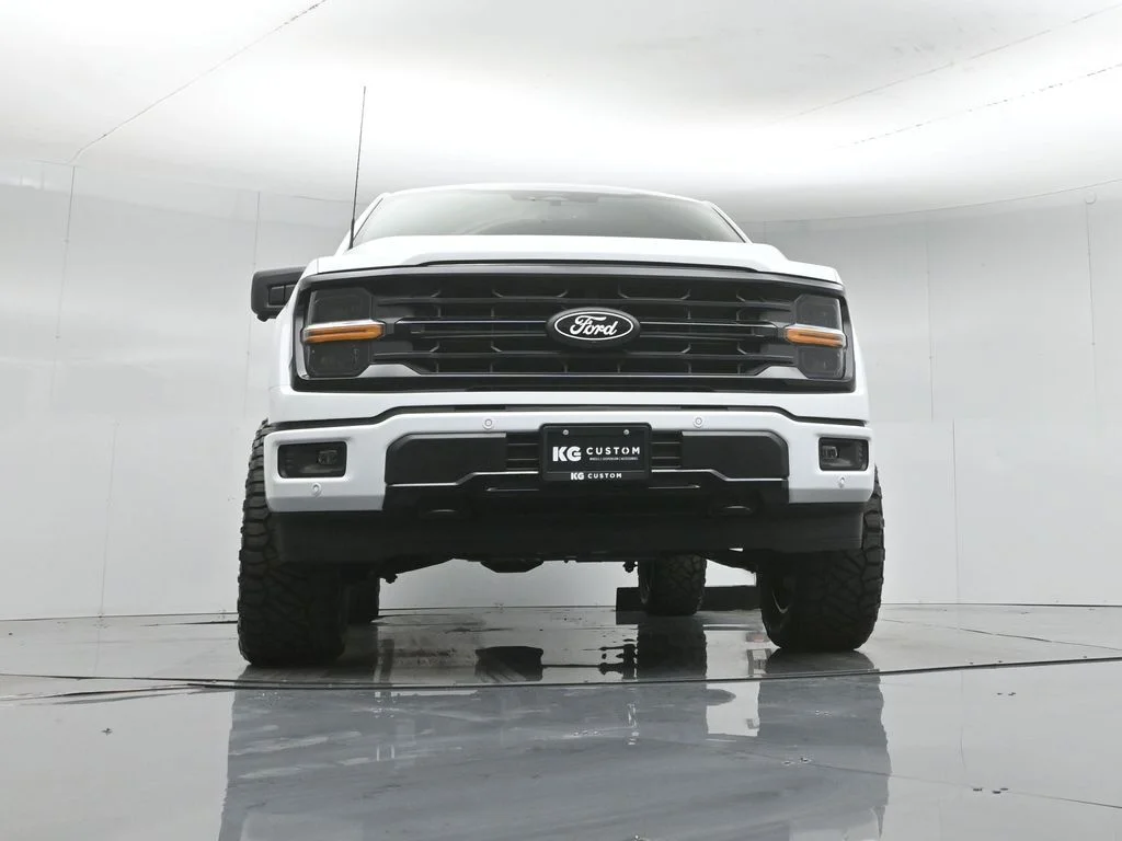 New 2026 Oxford White Ford XLT image 46