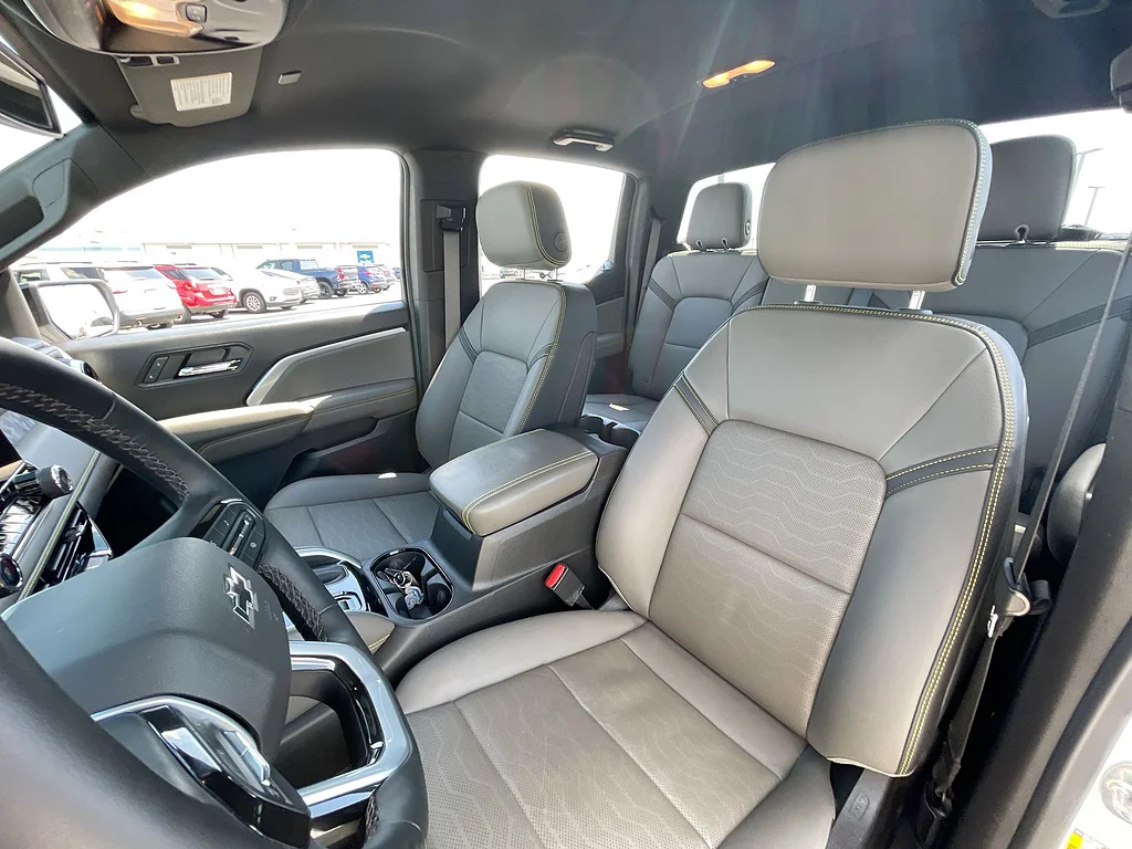 Used 2023 Summit White Chevrolet ZR2 image 19