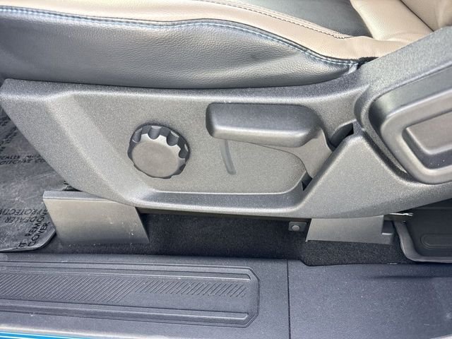 Used 2024 Blue Ford Wildtrak image 12