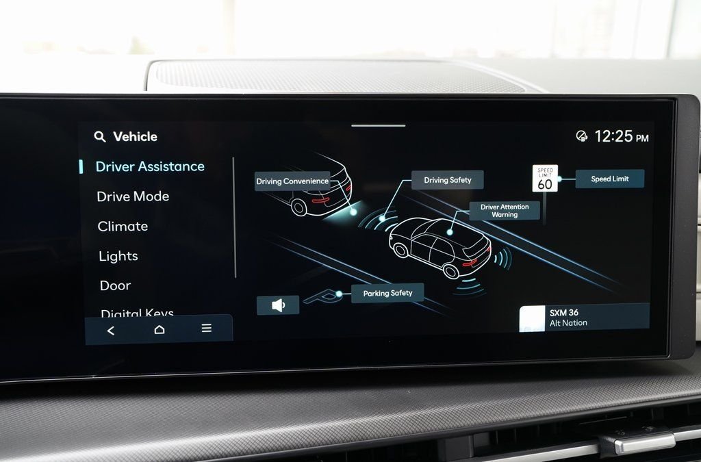 2025 Hyundai Santa Fe SEL - Photo 16