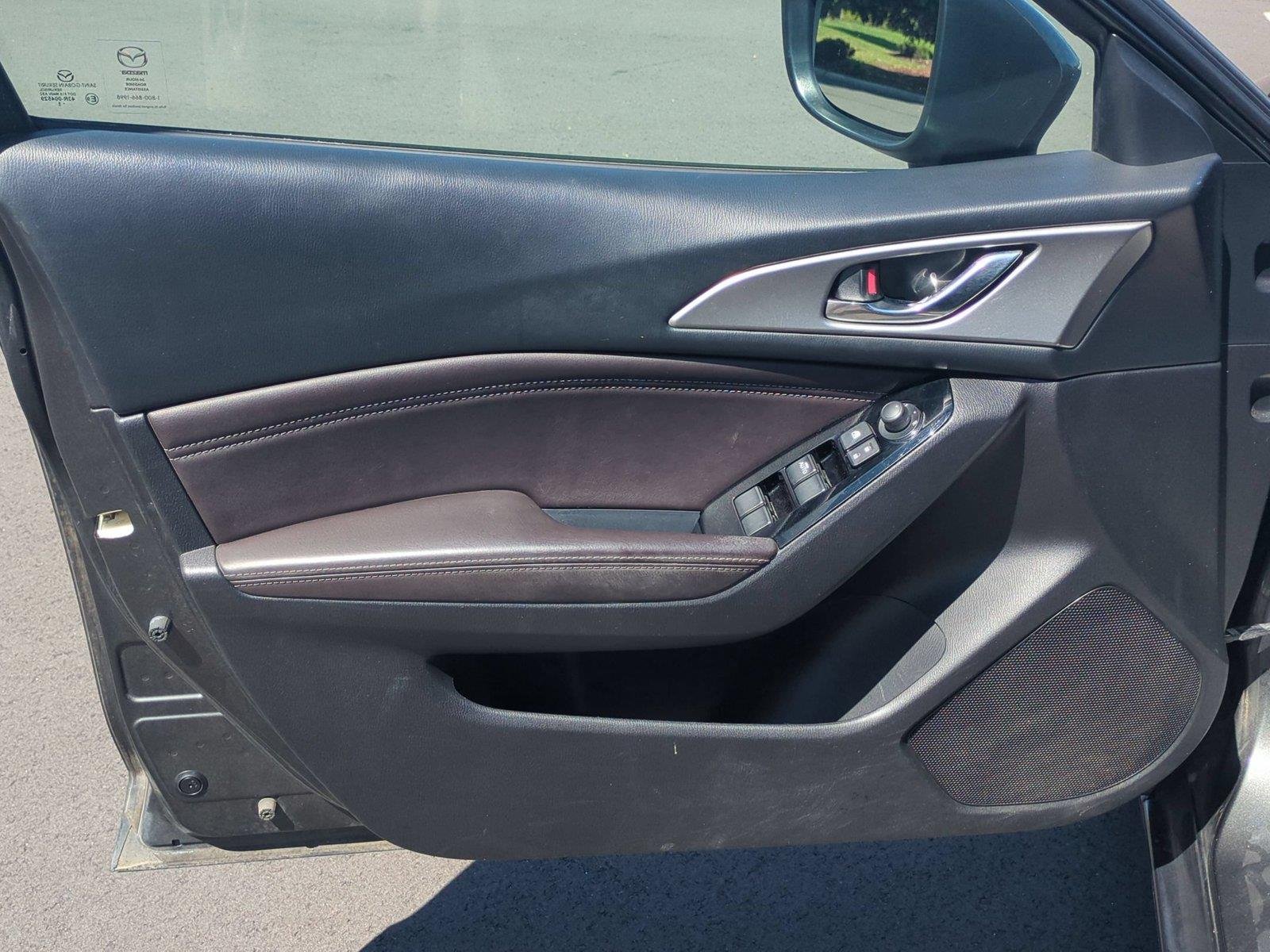 Used 2018 Machine Gray Metallic Mazda Touring image 14