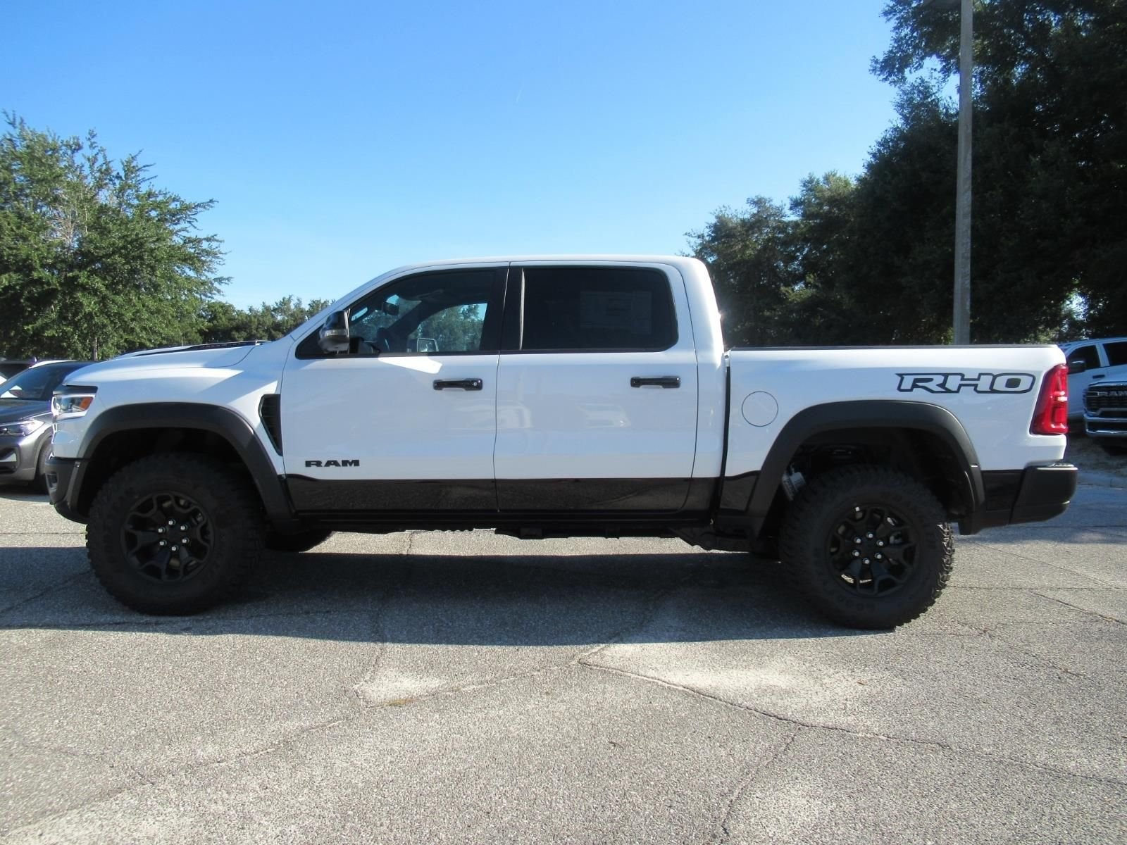 New 2026 Bright White Clear-Coat Exterior Paint RAM RHO image 4