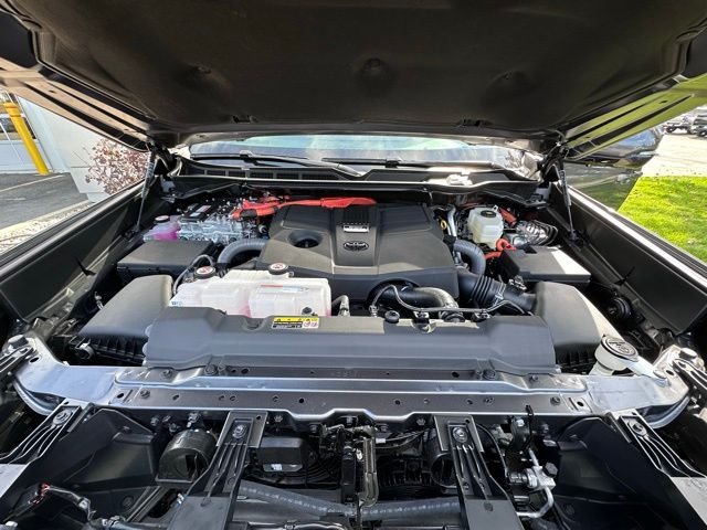 2025 Toyota Sequoia Platinum - Photo 37