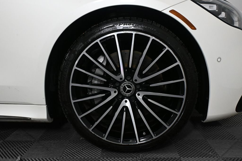 Certified Used 2023 White Mercedes-Benz S 580 image 35