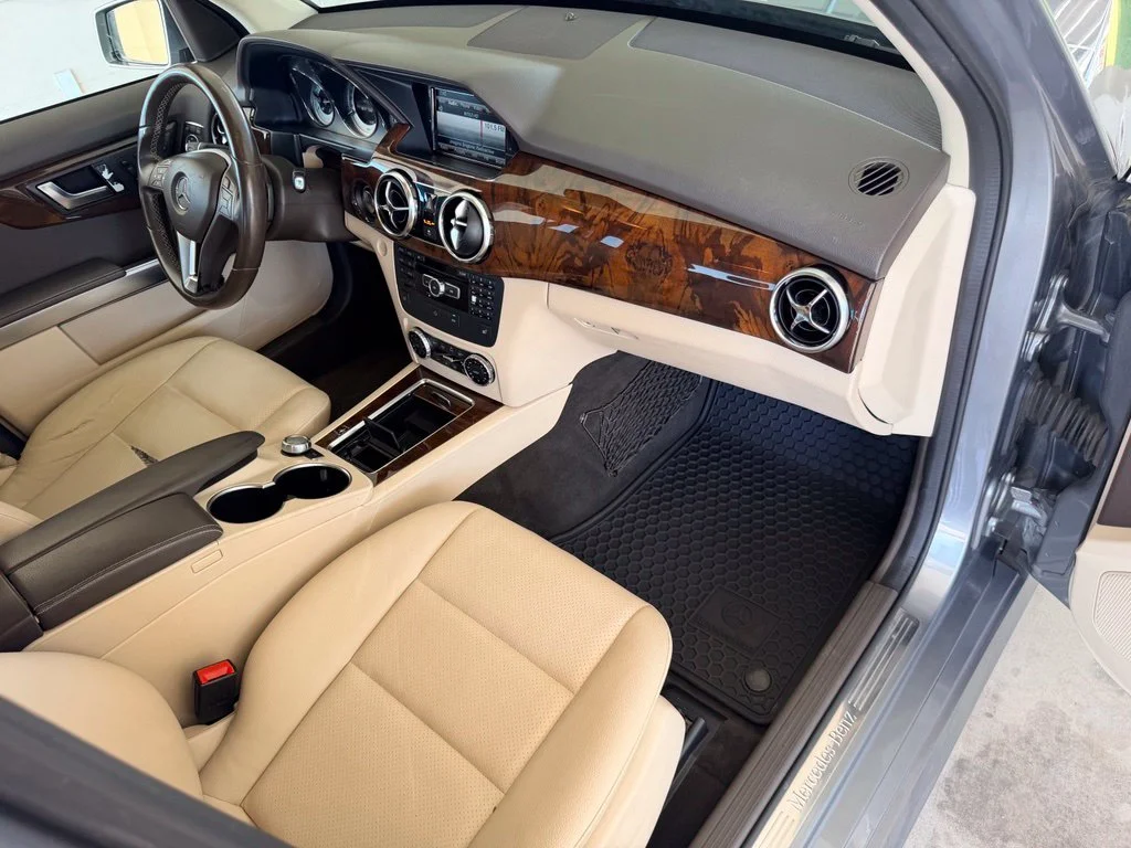 Used 2013 Silver Mercedes-Benz GLK 350 image 30