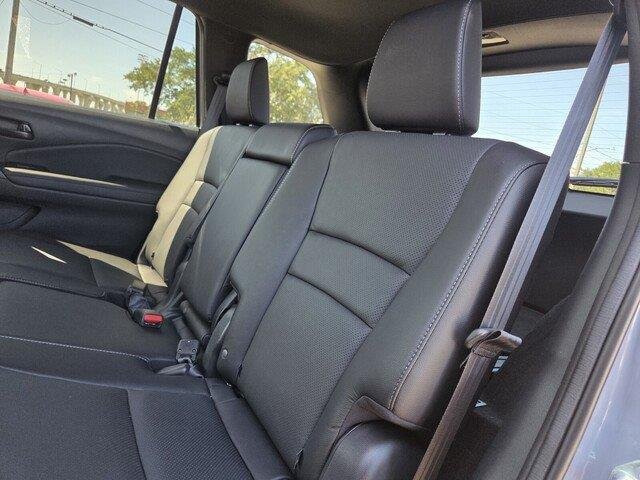 Certified Used 2023 Sonic Gray Pearl Honda EX-L image 25