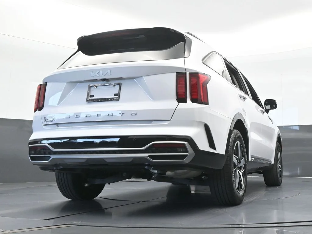 Used 2022 Glacial White Pearl Kia EX image 62