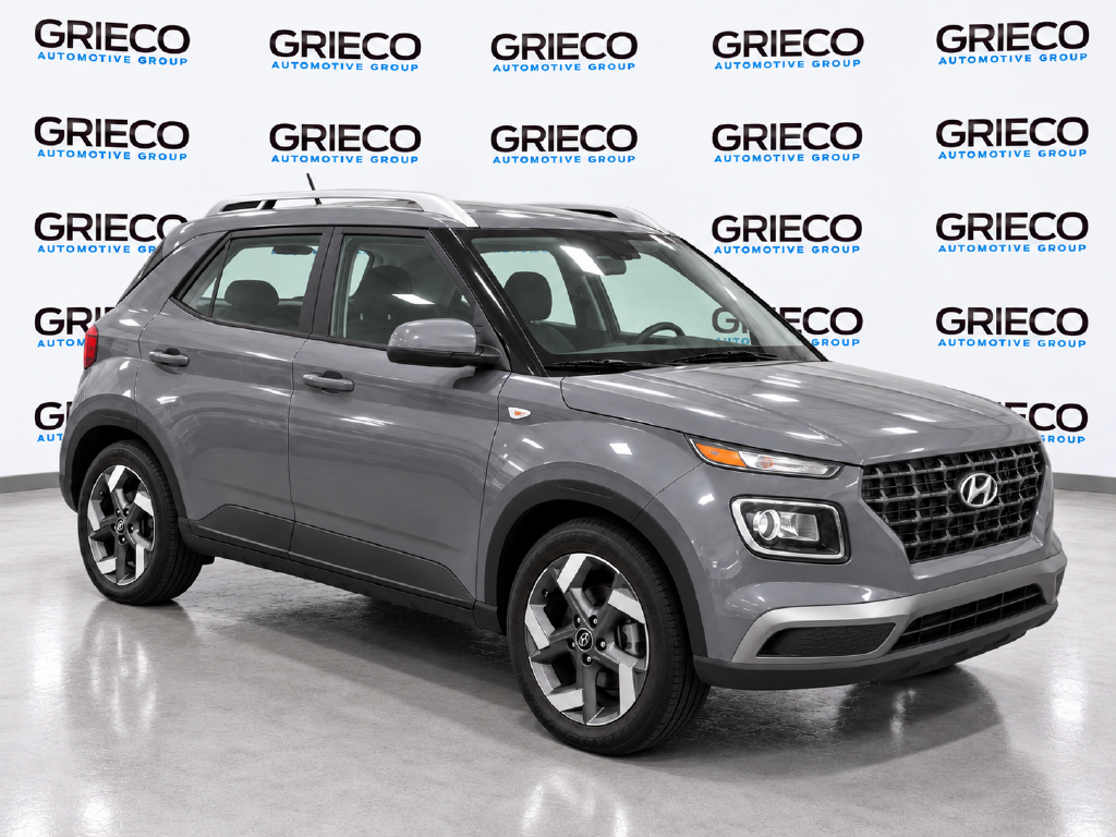 Used 2023 Gray Hyundai SEL image 4