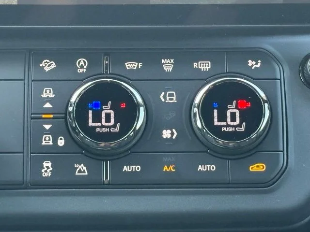 Certified Used 2026 Blue Land Rover OCTA image 32