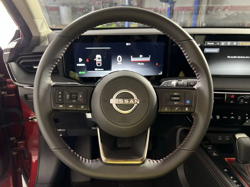 2025 Nissan Kicks SR - Photo 11