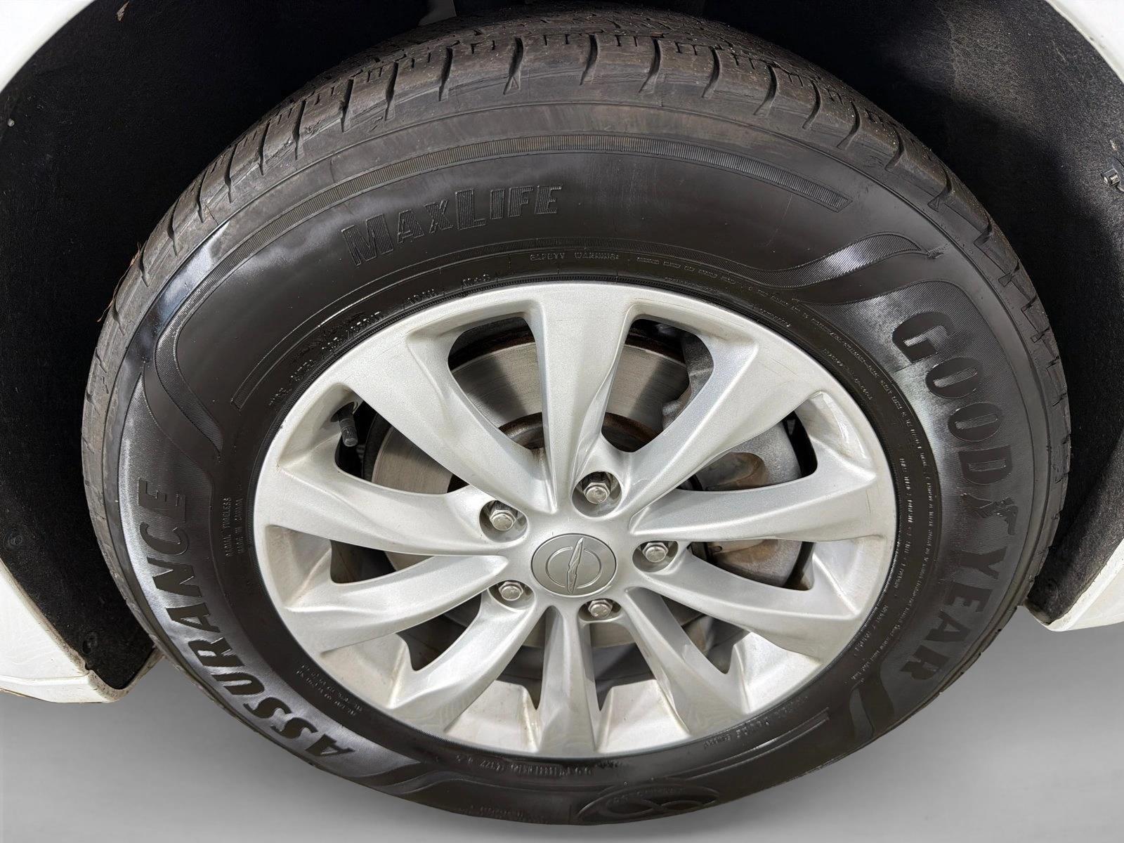 Used 2019 Blue Chrysler Touring L image 12