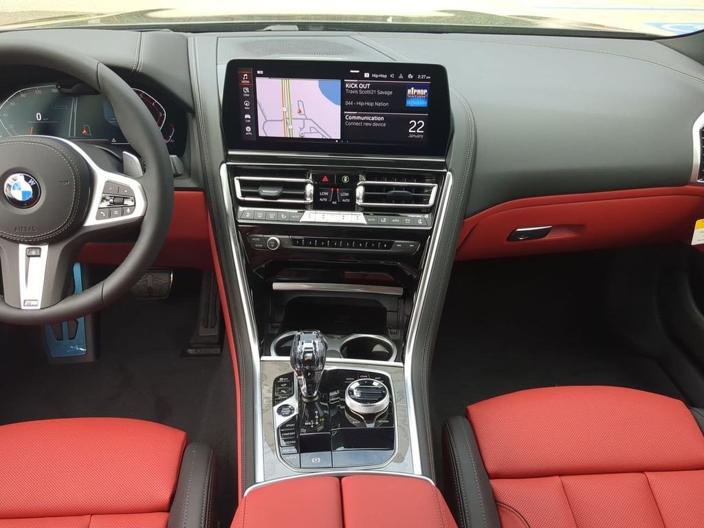 2026 BMW 8 Series 840i - Photo 15
