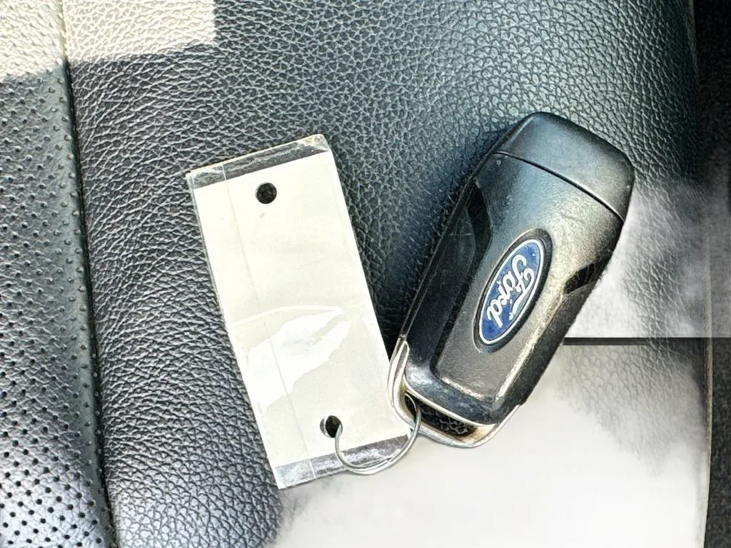 Used 2020 Silver Ford Lariat image 35