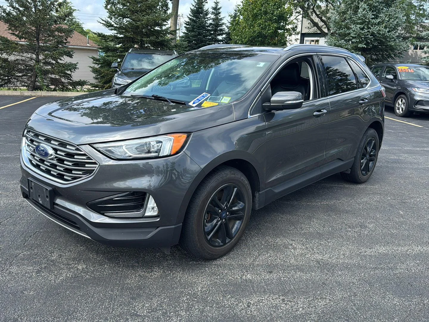 Used 2020 Magnetic Ford SEL image 2