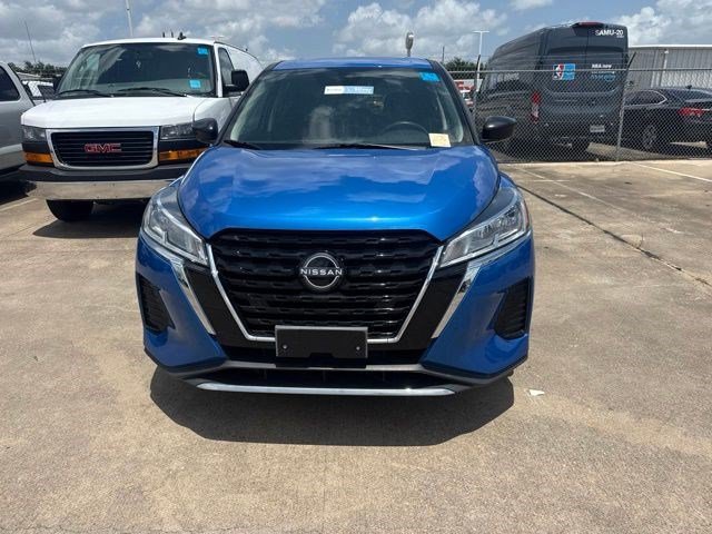 Used 2024 Nissan Kicks S with VIN 3N1CP5BV8RL518262 for sale in Manvel, TX