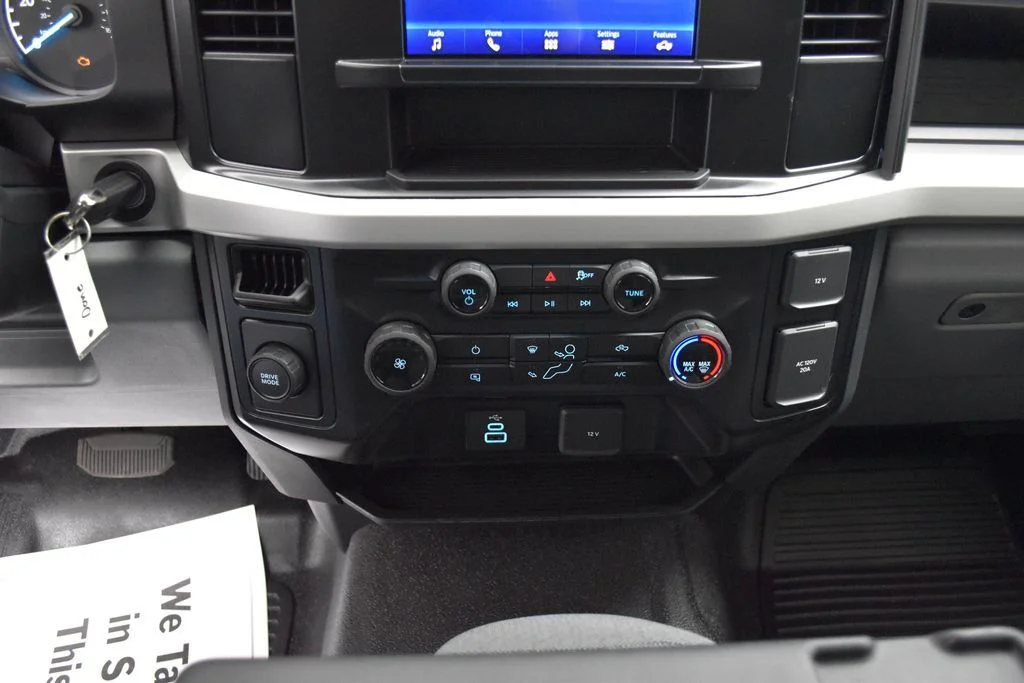 2025 Ford F-250 Super Duty XL - Photo 11