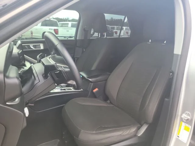 Used 2021 Silver Ford XLT image 21