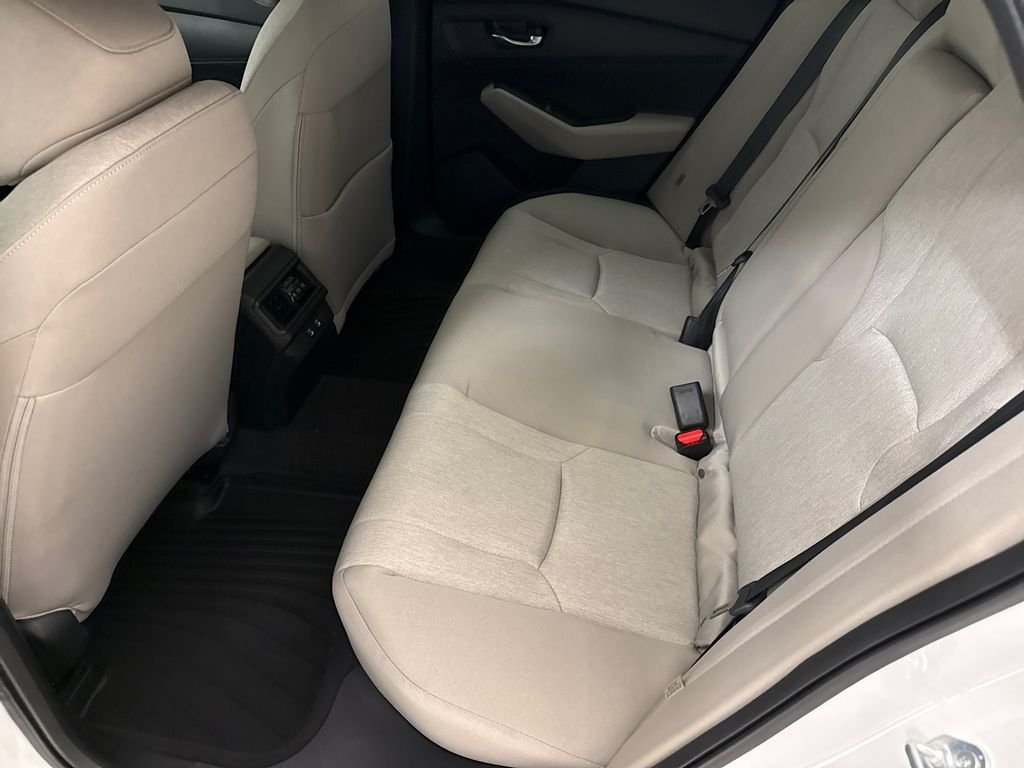 New 2026 Platinum White Pearl Honda LX image 16
