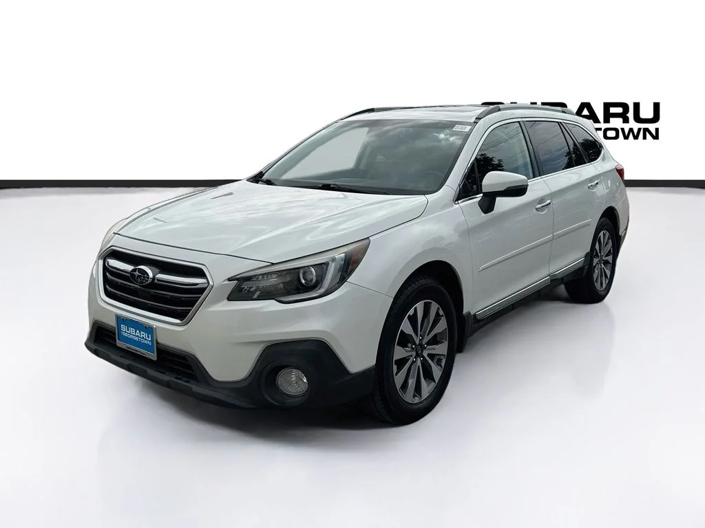 Used 2018 White Subaru 2.5i image 3