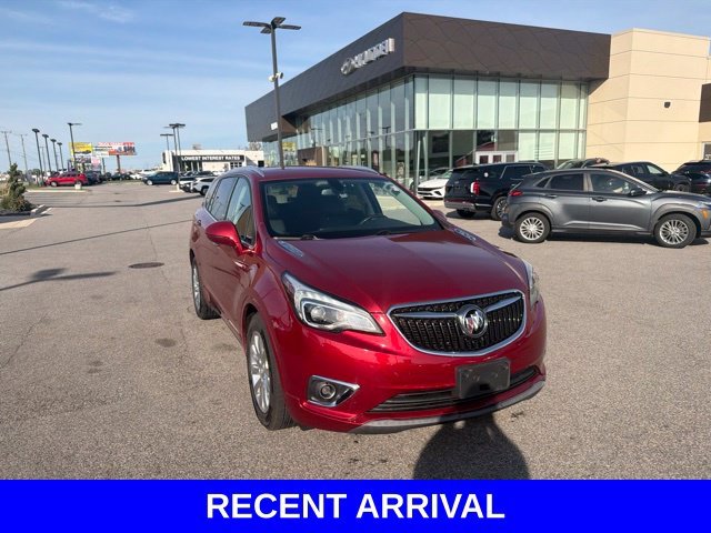 Used 2019 Red Buick Essence image 2