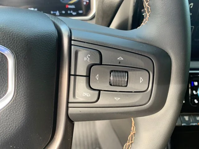 Used 2026 White GMC AT4 image 29