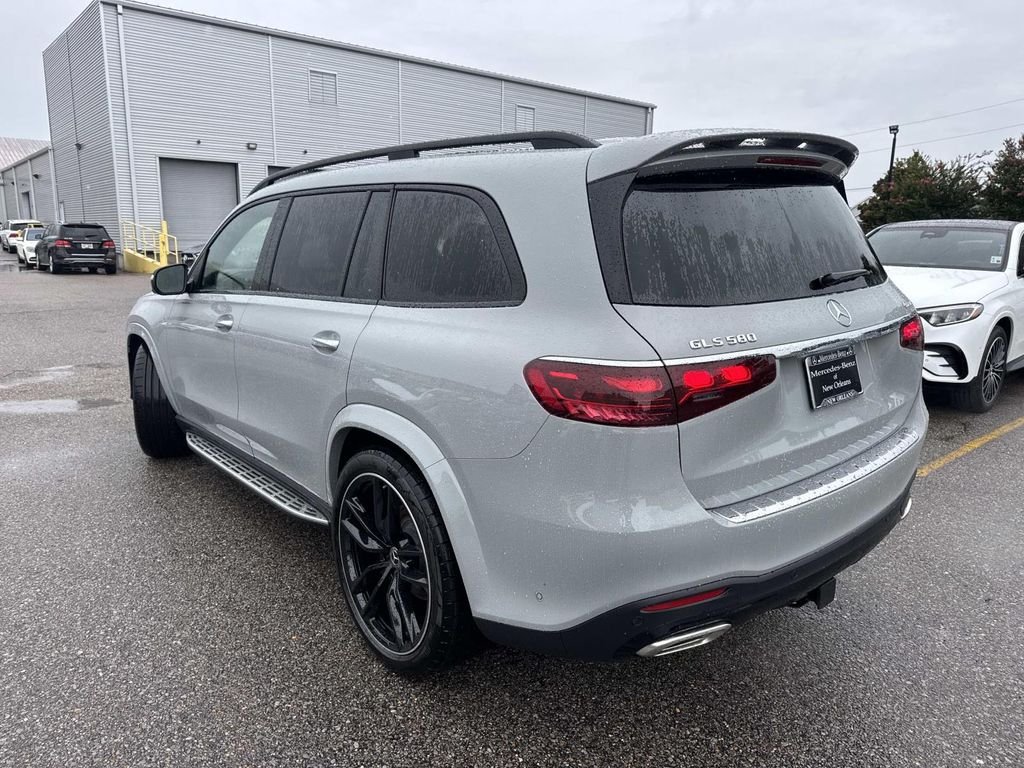 New 2026 MANUFAKTUR Alpine Grey Mercedes-Benz GLS 580 image 3