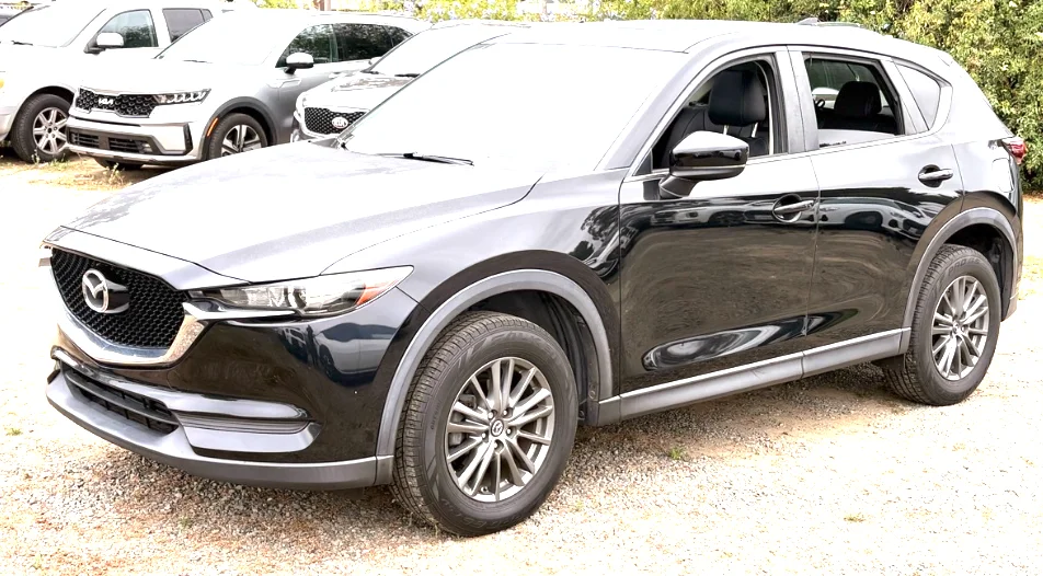 2017 Mazda CX-5 Touring auto's photo