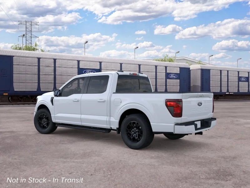 New 2026 Oxford White Ford XLT image 4