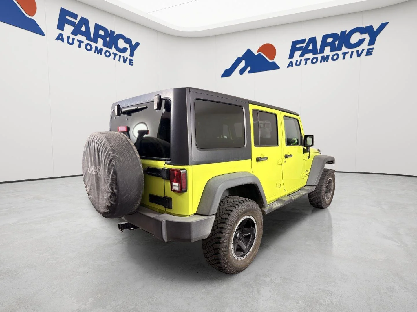 Used 2016 Hypergreen Clearcoat Jeep Sport image 8