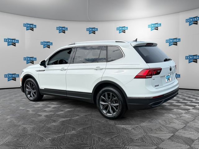 Certified Used 2022 White Volkswagen 2.0T SE image 3