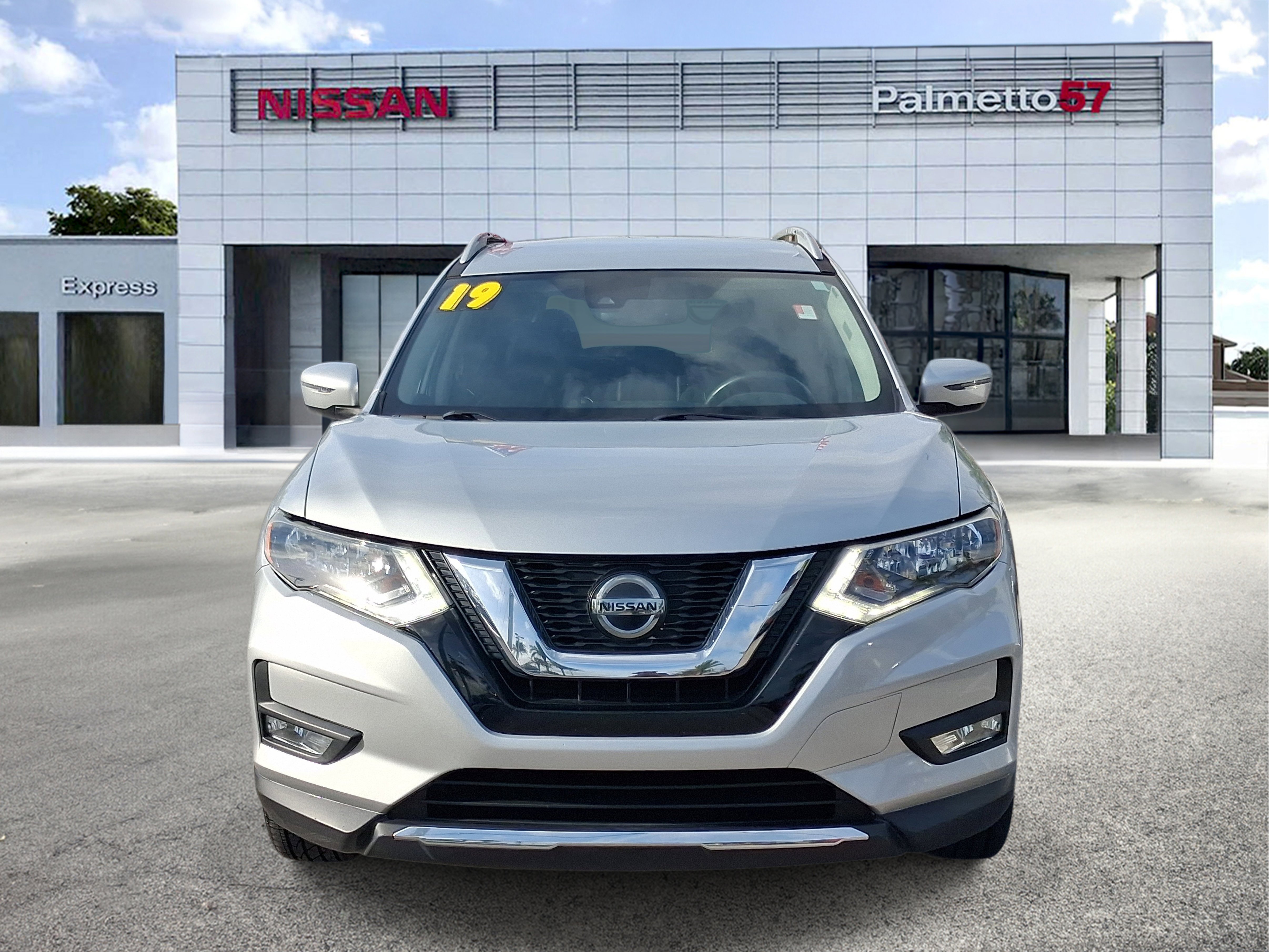 Used 2019 Nissan Rogue SL with VIN 5N1AT2MTXKC739837 for sale in Miami Gardens, FL