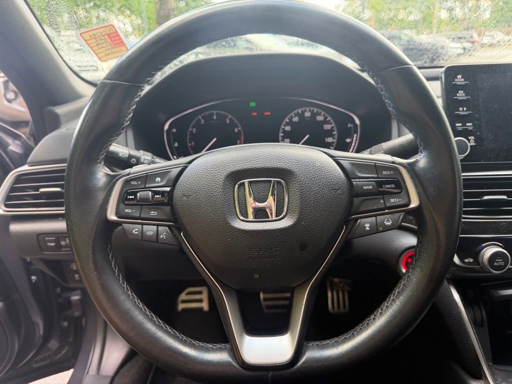 Used 2018  Honda Sport image 16