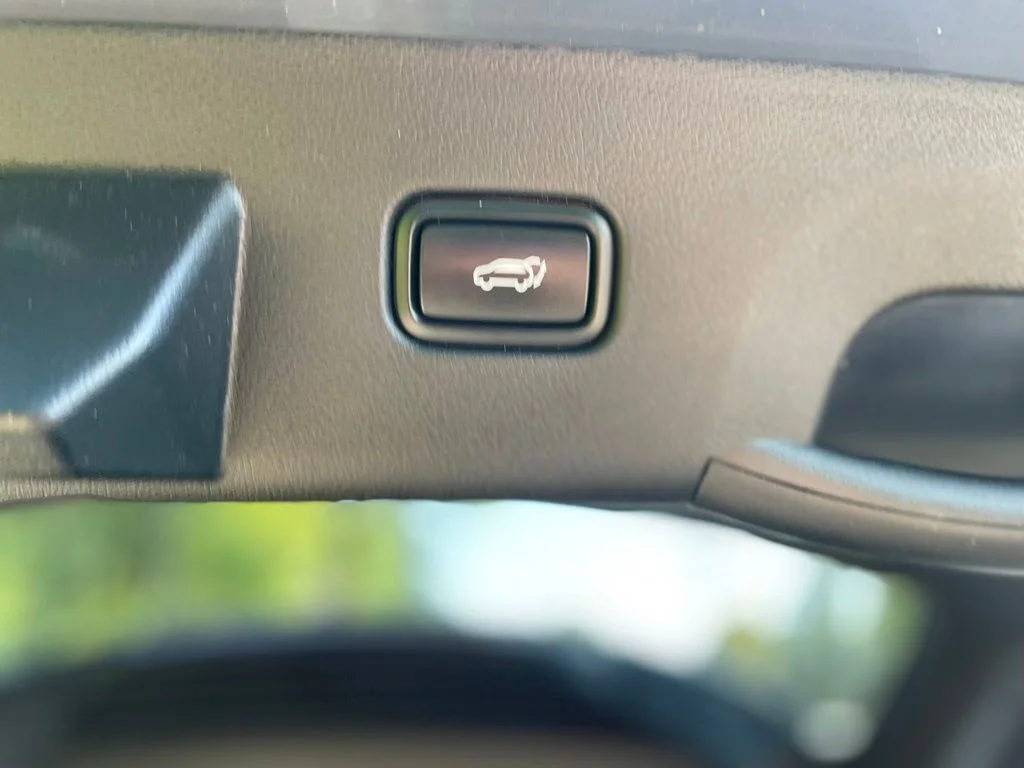 Used 2023 Gravity Gray Kia X-Line image 23