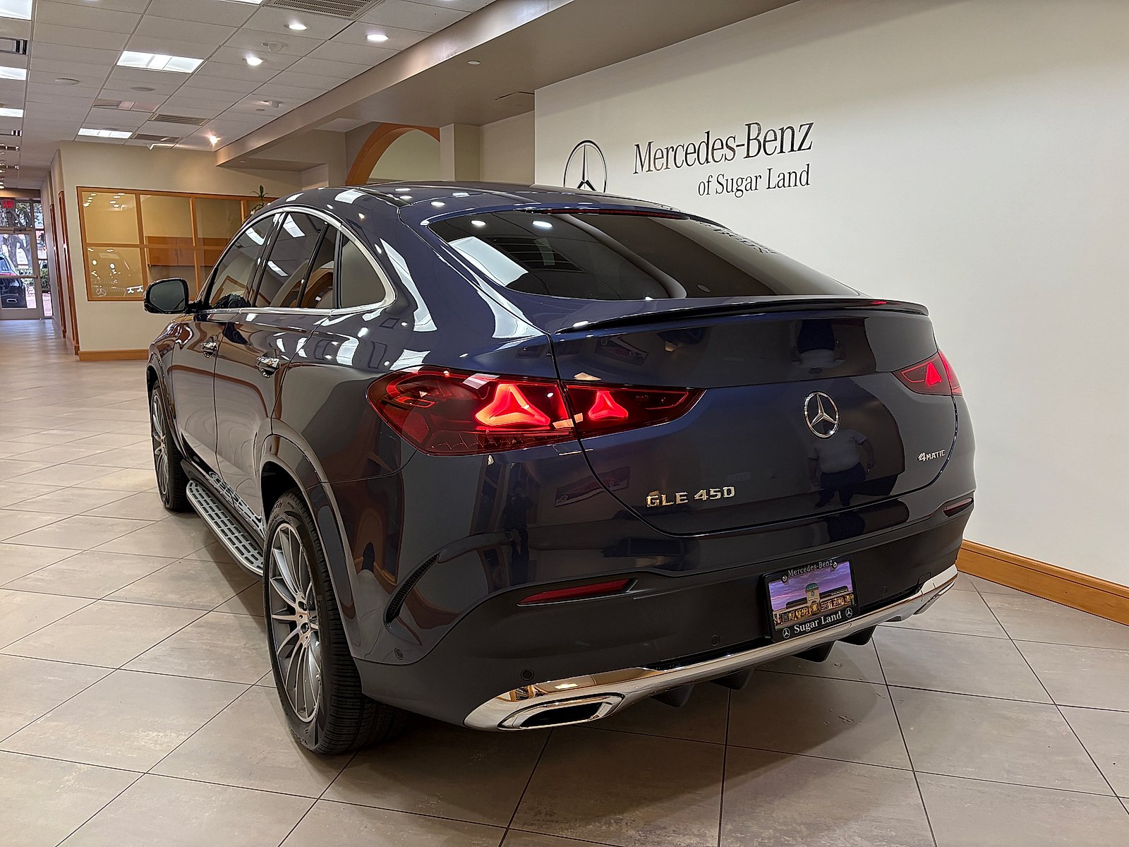 New 2027 Twilight Blue Metallic Mercedes-Benz GLE 450 image 3
