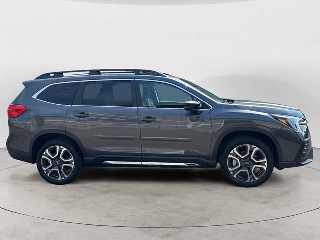 New 2026 MAGNETITE GRAY METALLIC Subaru Limited 7-Passenger image 4
