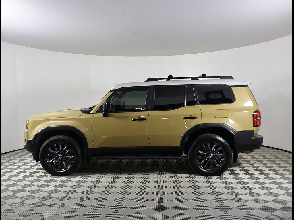 Used 2025 Trail Dust w/Grayscape Roof Toyota Base image 3