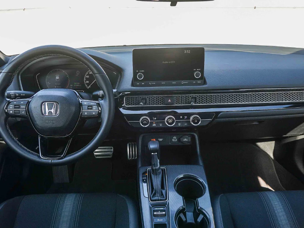 2024 Honda Civic Hatchback Sport - Photo 12