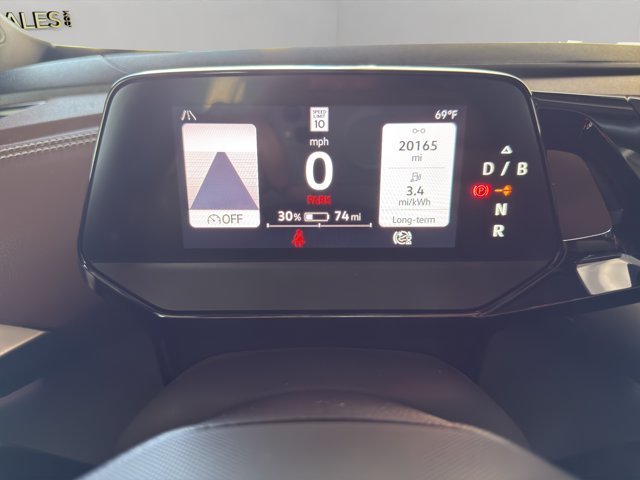 Used 2023 Blue Volkswagen Pro image 10