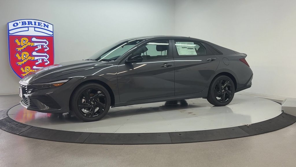 Used 2026 Gray Hyundai SEL Sport Plus image 3