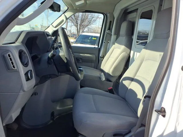 2026 Ford E-Series Cutaway Base - Photo 31