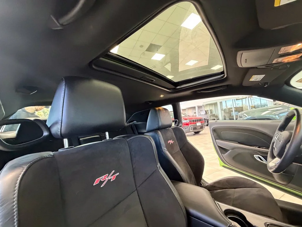 Used 2015 Beige Dodge R/T Scat Pack image 31