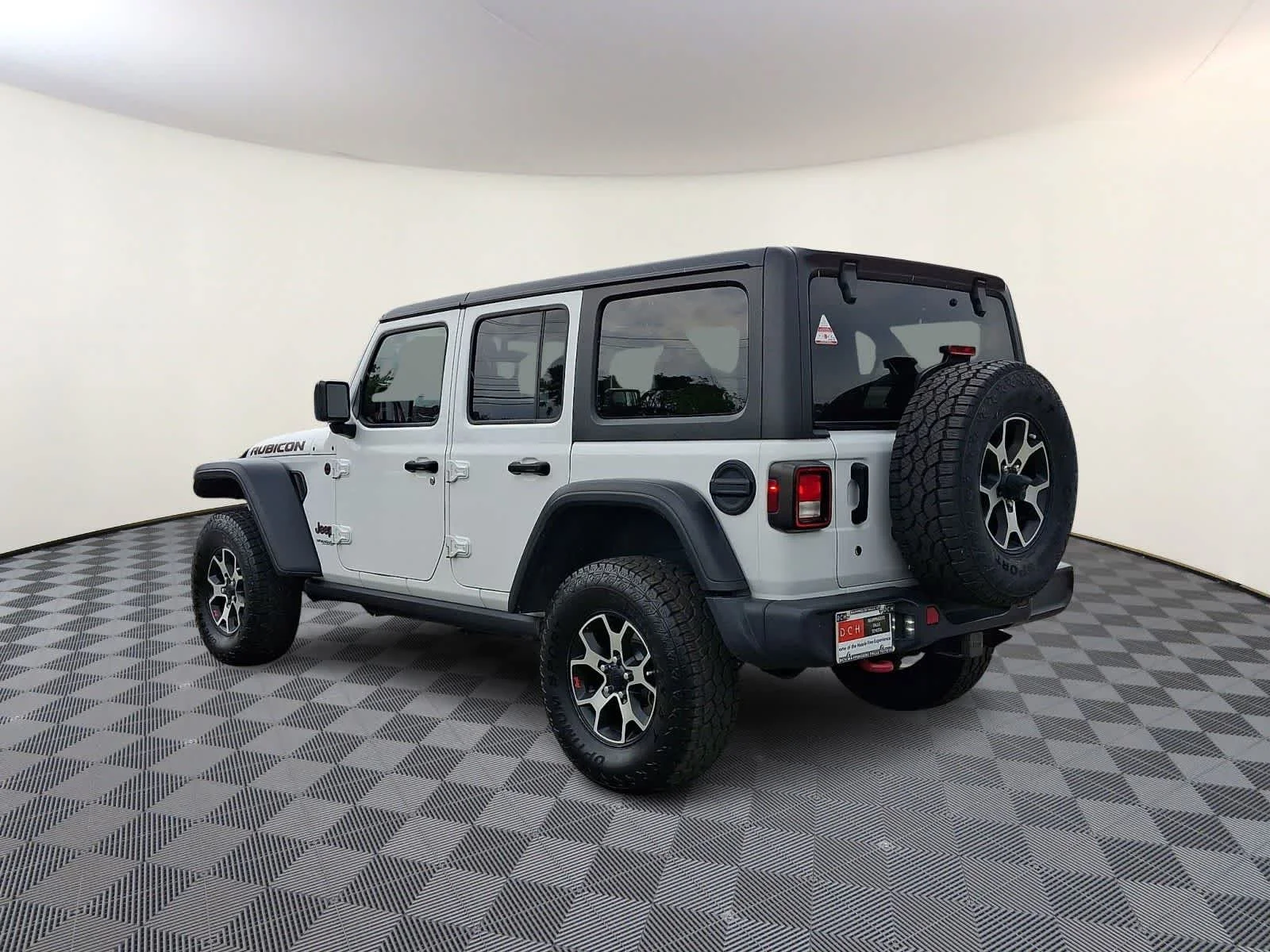 Used 2020 Bright White Clearcoat Jeep Rubicon image 7