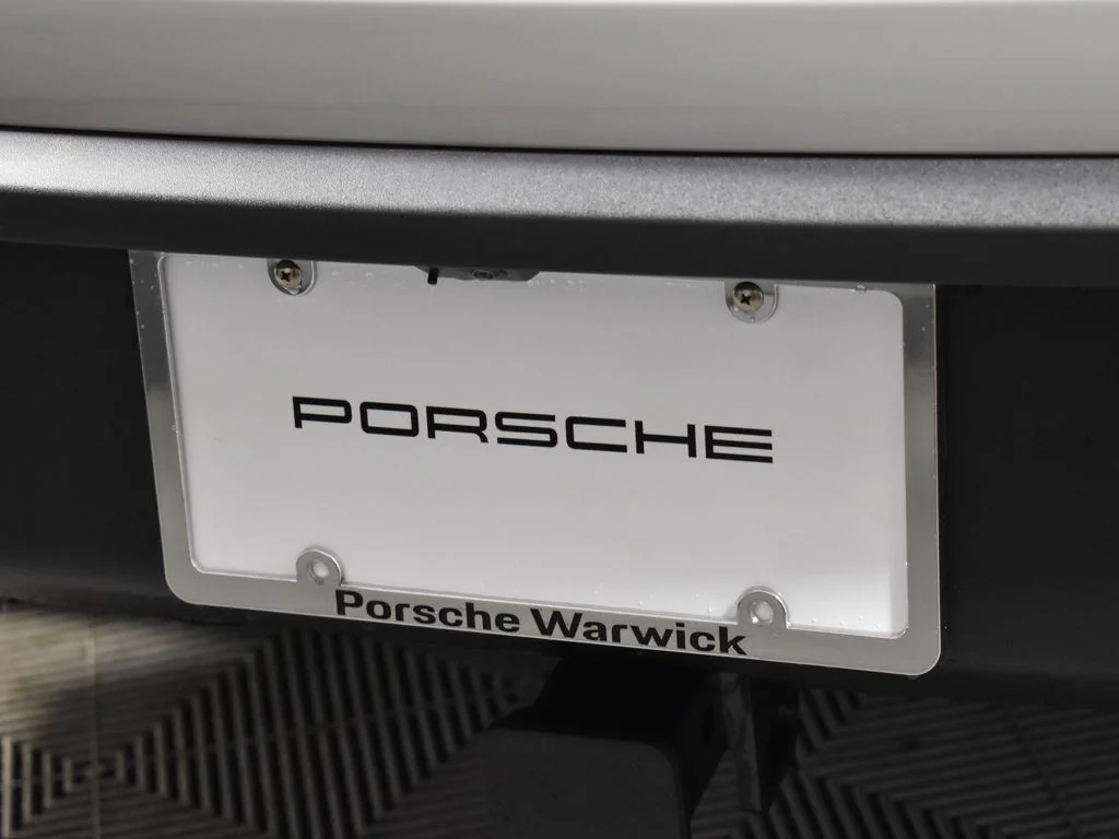 2026 Porsche Macan - Photo 14